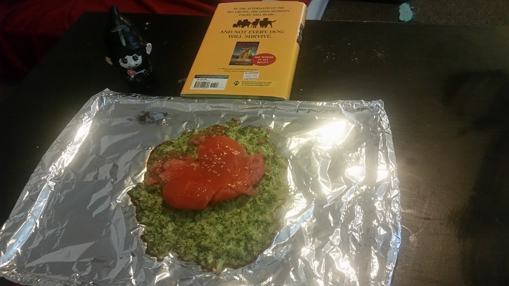 making a healthy pizza